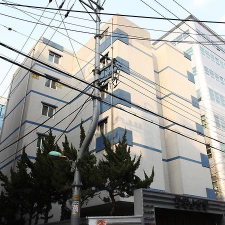 Prince Hotel Seoul Exteriör bild