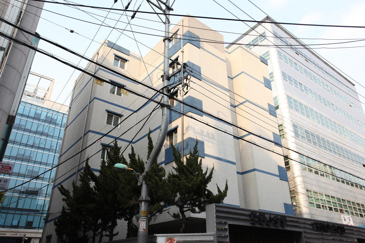 Prince Hotel Seoul Exteriör bild